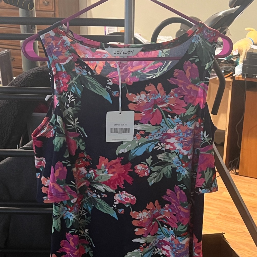 DAVI & DANI Navy Floral Cold Shoulder Dress